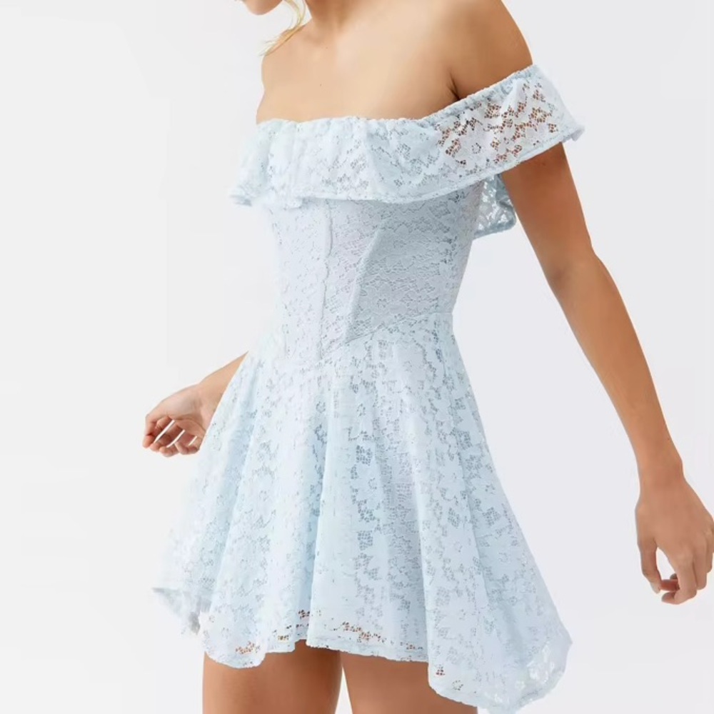 Kimchi Blue Lilly Lace Corset Mini Dress - Urban Outfitters